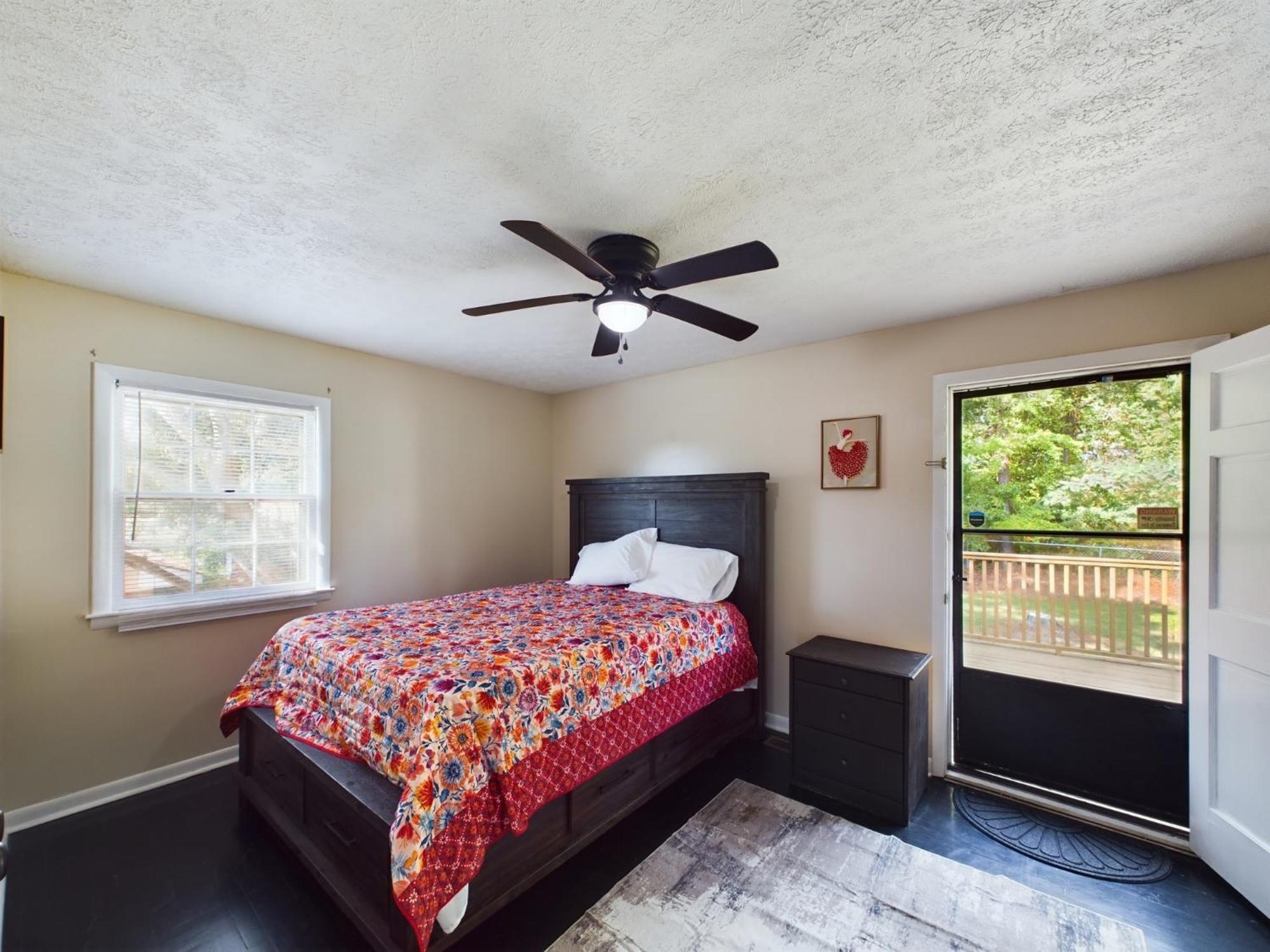 Pine Forest Zen Cottage - 10 Min To Fort Bragg เฟย์เอตต์วิลล์ ภายนอก รูปภาพ